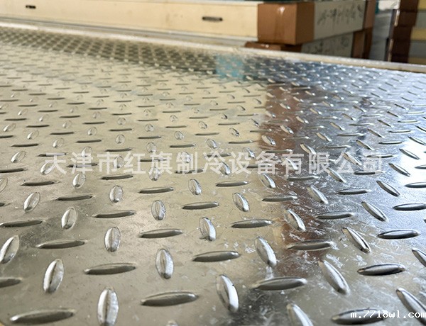 花纹镀锌冷库板
