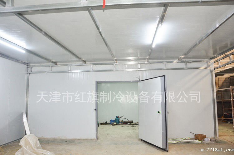 冷库门